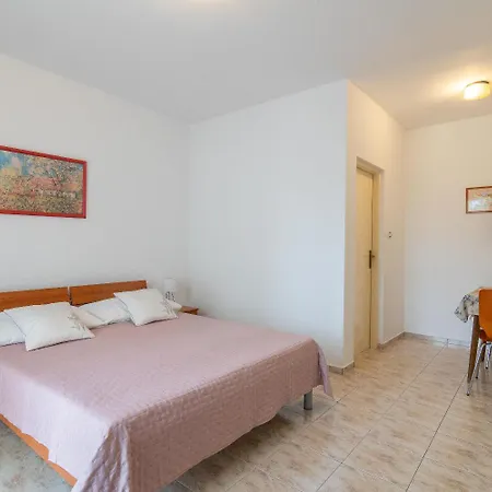 Apartment Ip - 200 M From Sea *