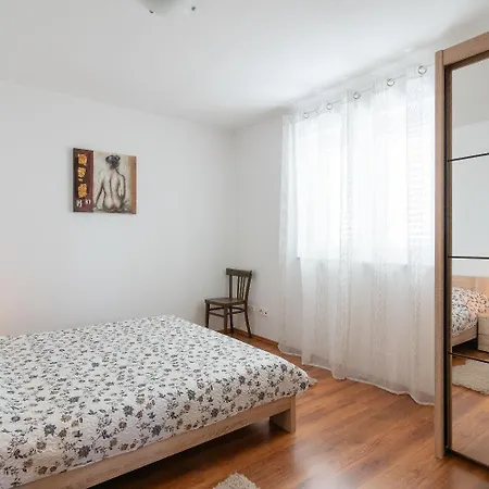 Ip - 200 M From Sea Apartment *