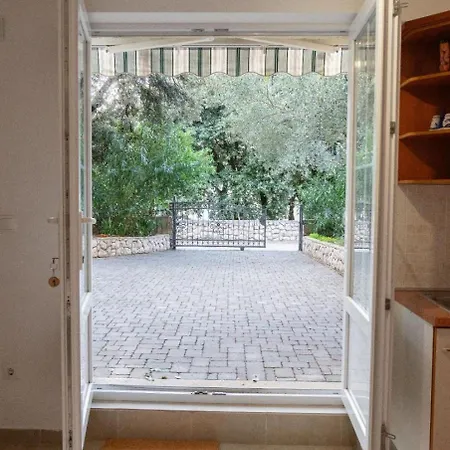 Ip Διαμέρισμα *